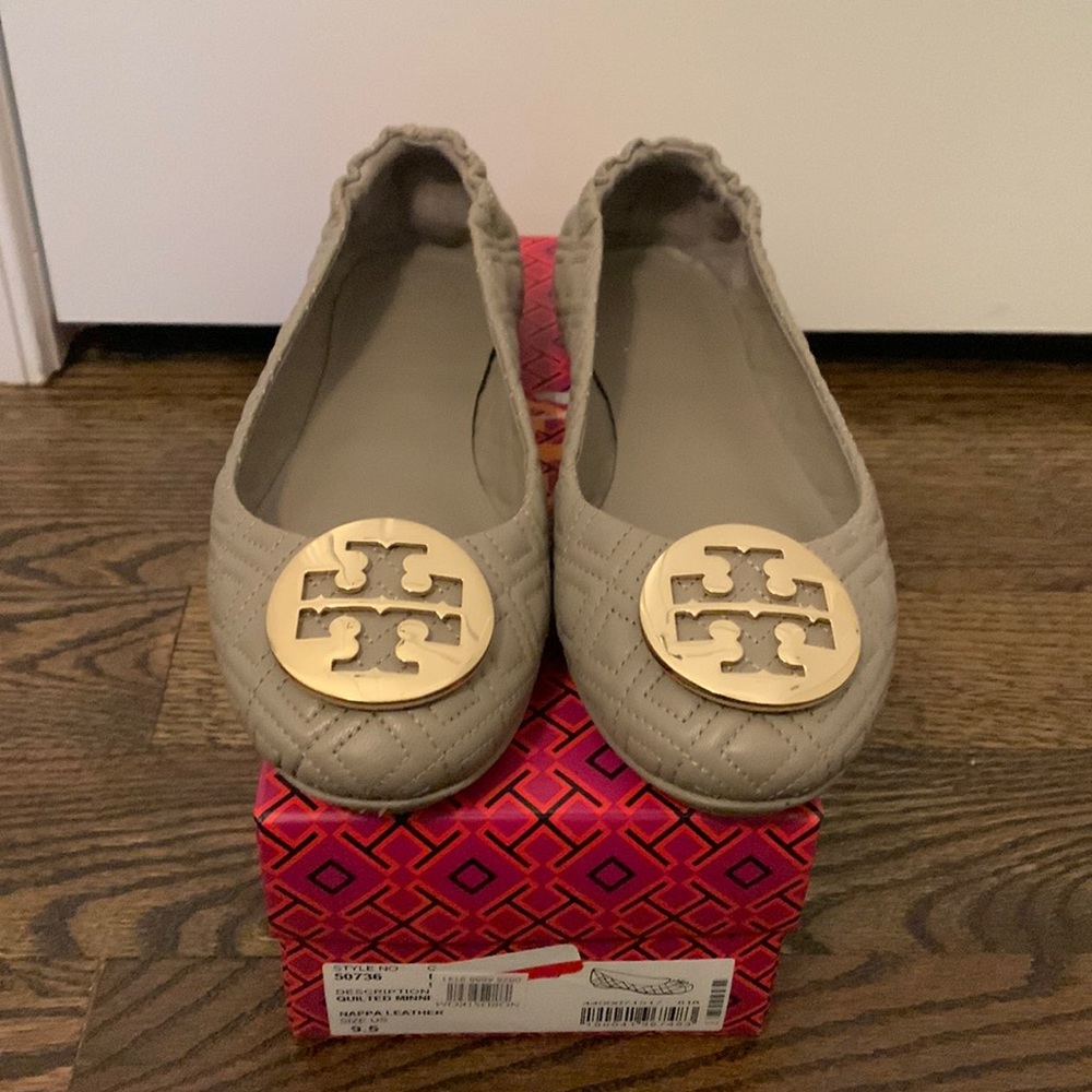 Tory Burch Quilted Minnie Flats with Metal Logo Size 9.5